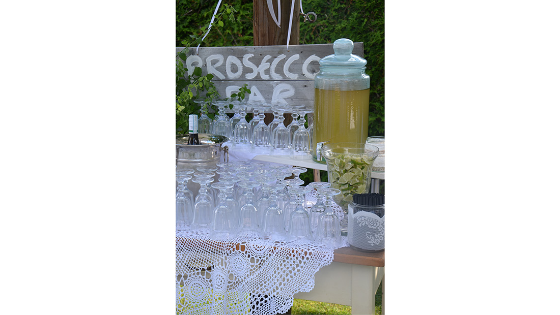Eine Prosecco Bar für die Hochzeitsfeier - Service und Verleih vom Hochzeitsglück für den Raum Minden, Petershagen und Uchte